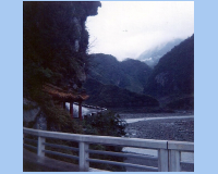 1968  02 13 On the road to Tshiung Taiwan (2).jpg